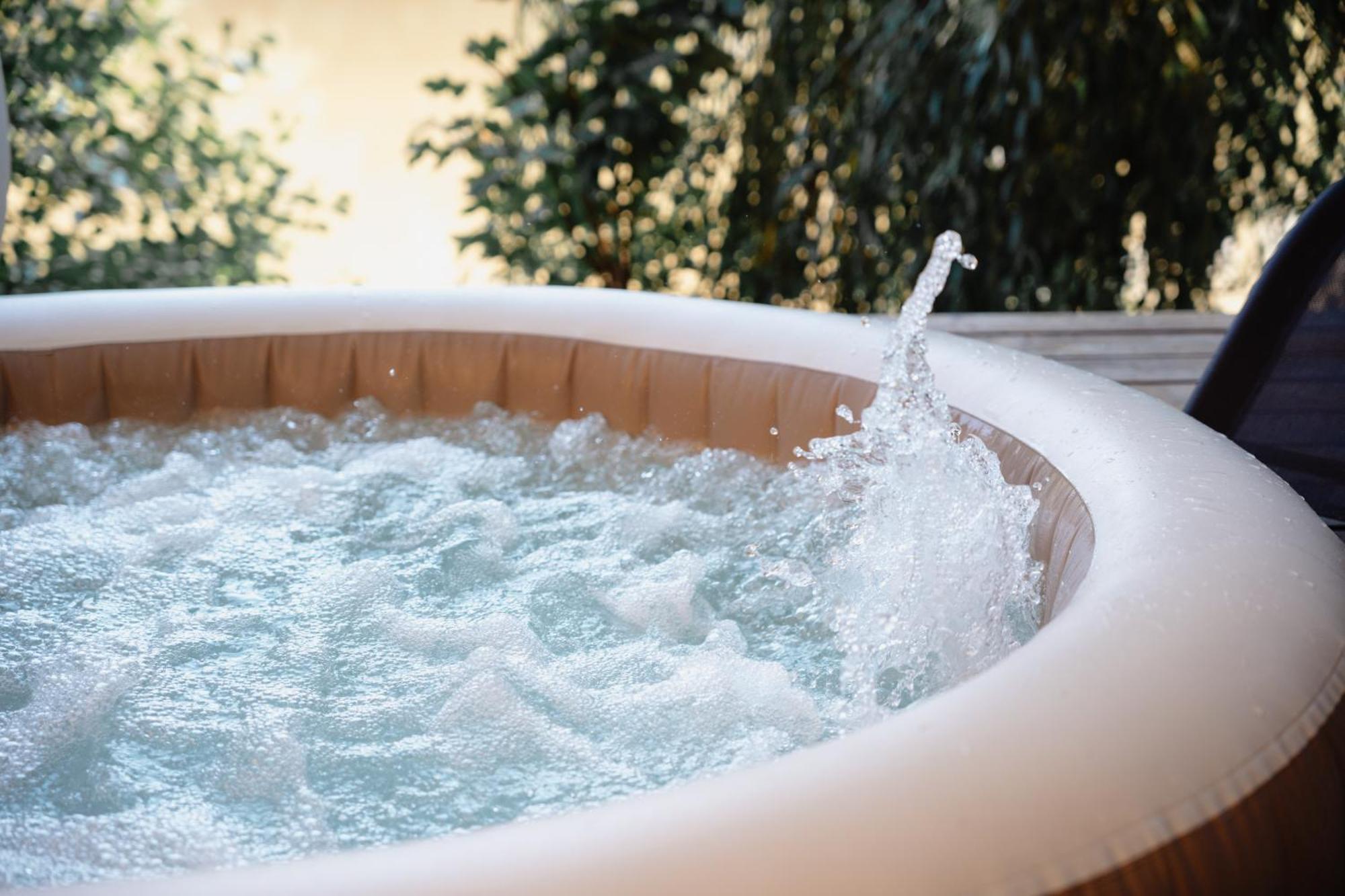 Secret Lake Prag Magic Place Relaxation& Wellness Rehenice Exteriér fotografie